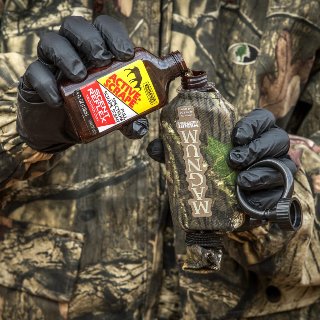 Wildlife Research Center Magnum Dripper/ 4 Fl Oz Active Scrape (w/Scent Reflex)