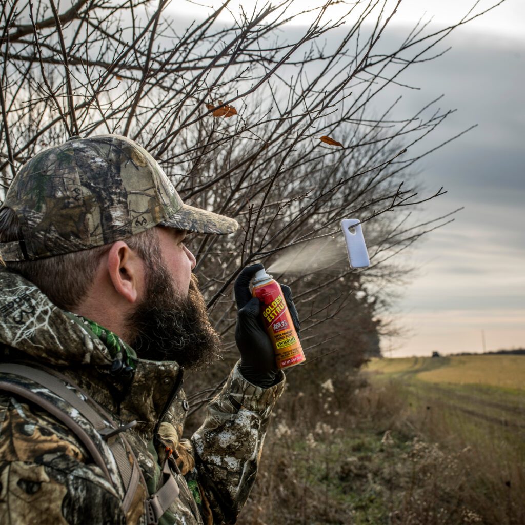 Wildlife Research Center Golden Estrus (w/ Scent Reflex Technology) Spray Can