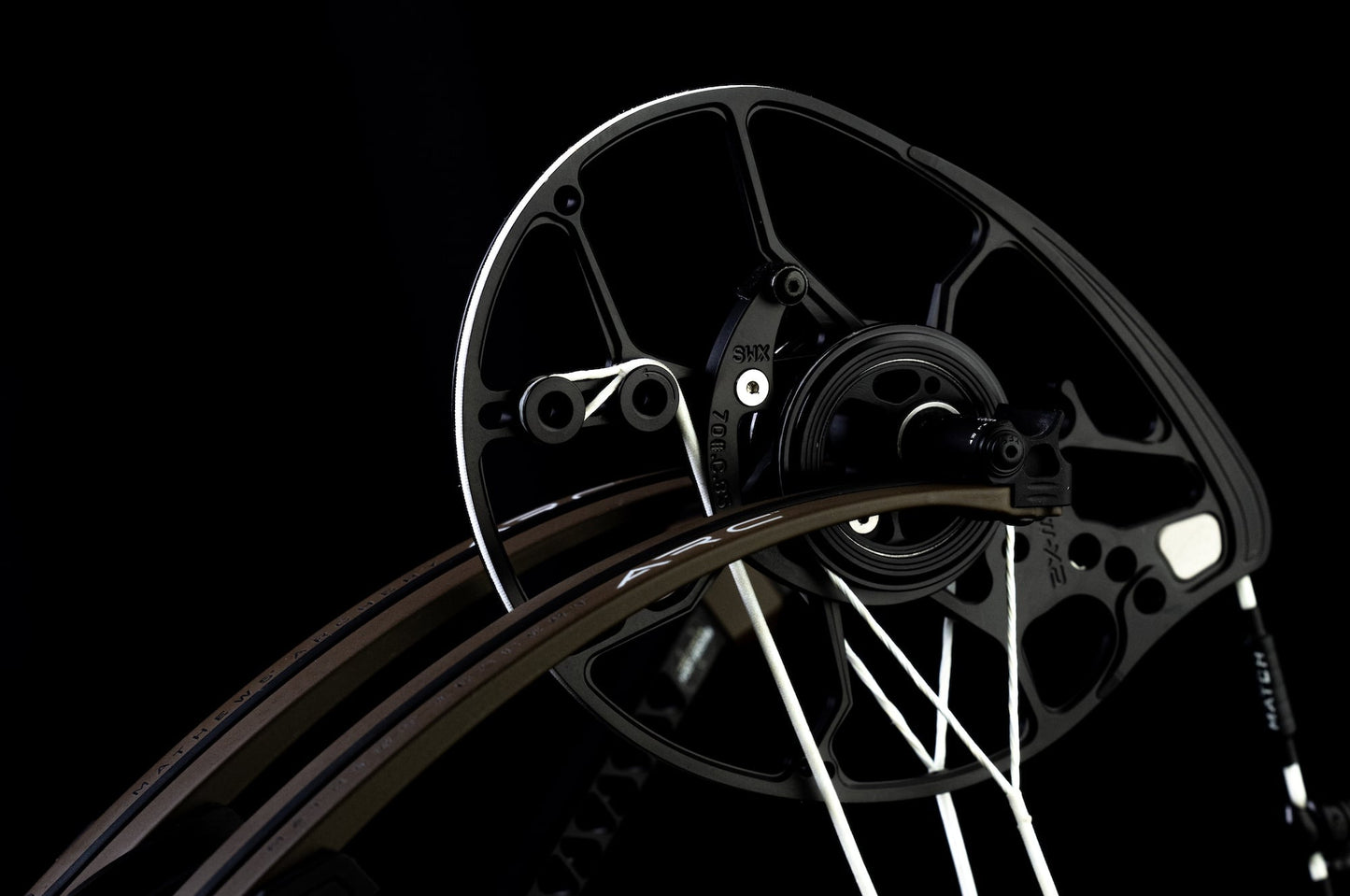Mathews ARC 34